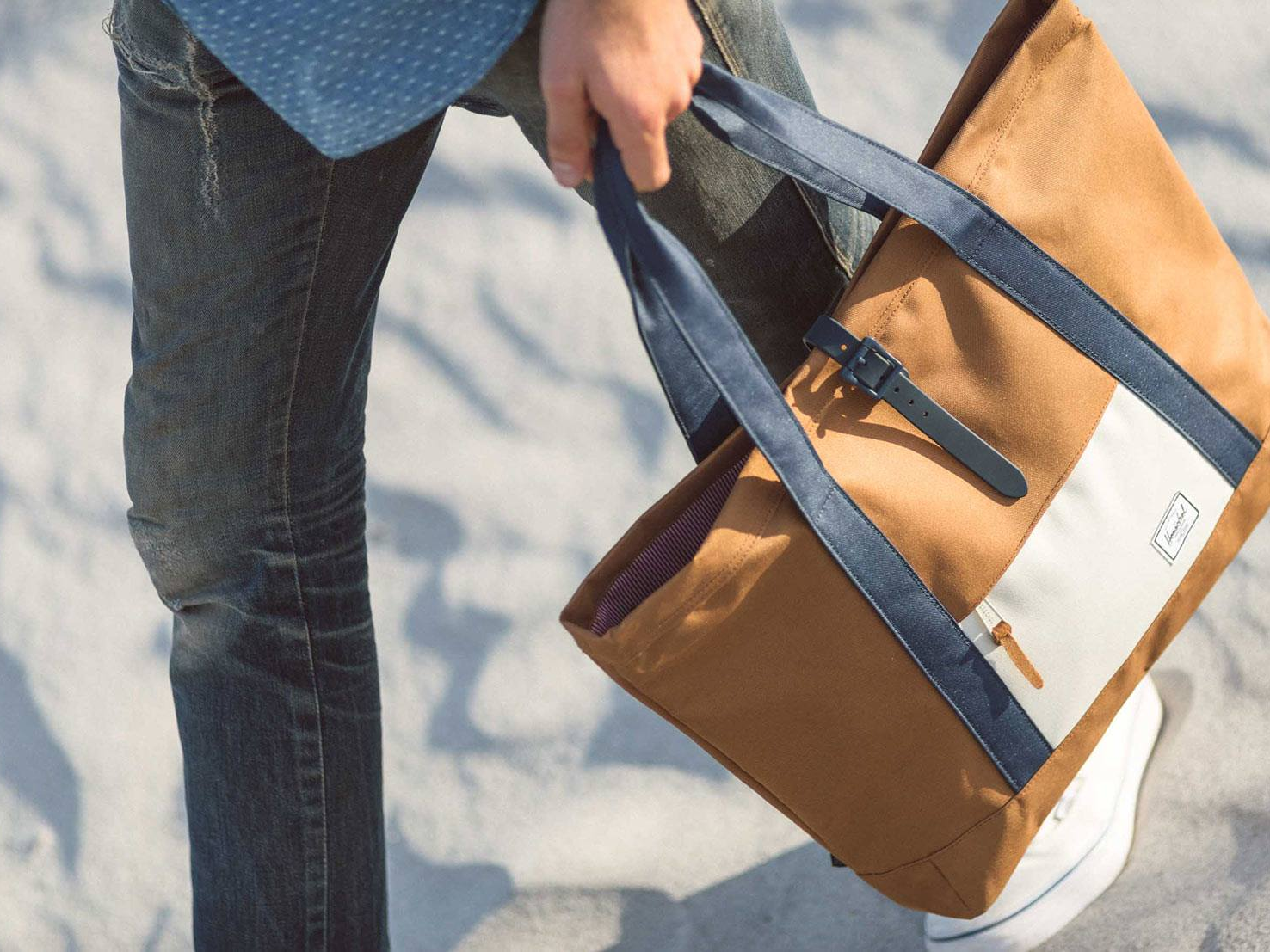 Tote bags